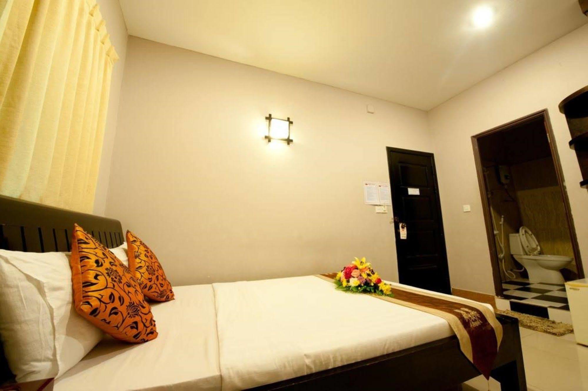 Wei Si Deng Hotel & Restaurant بنوم بنه المظهر الخارجي الصورة