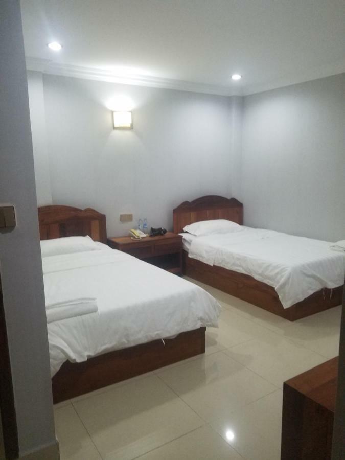 Wei Si Deng Hotel & Restaurant بنوم بنه المظهر الخارجي الصورة